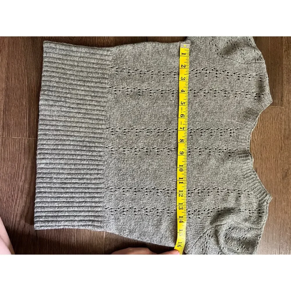 Abercrombie Kids Gray Floral Embroidered Pointelle Sweater 11/12